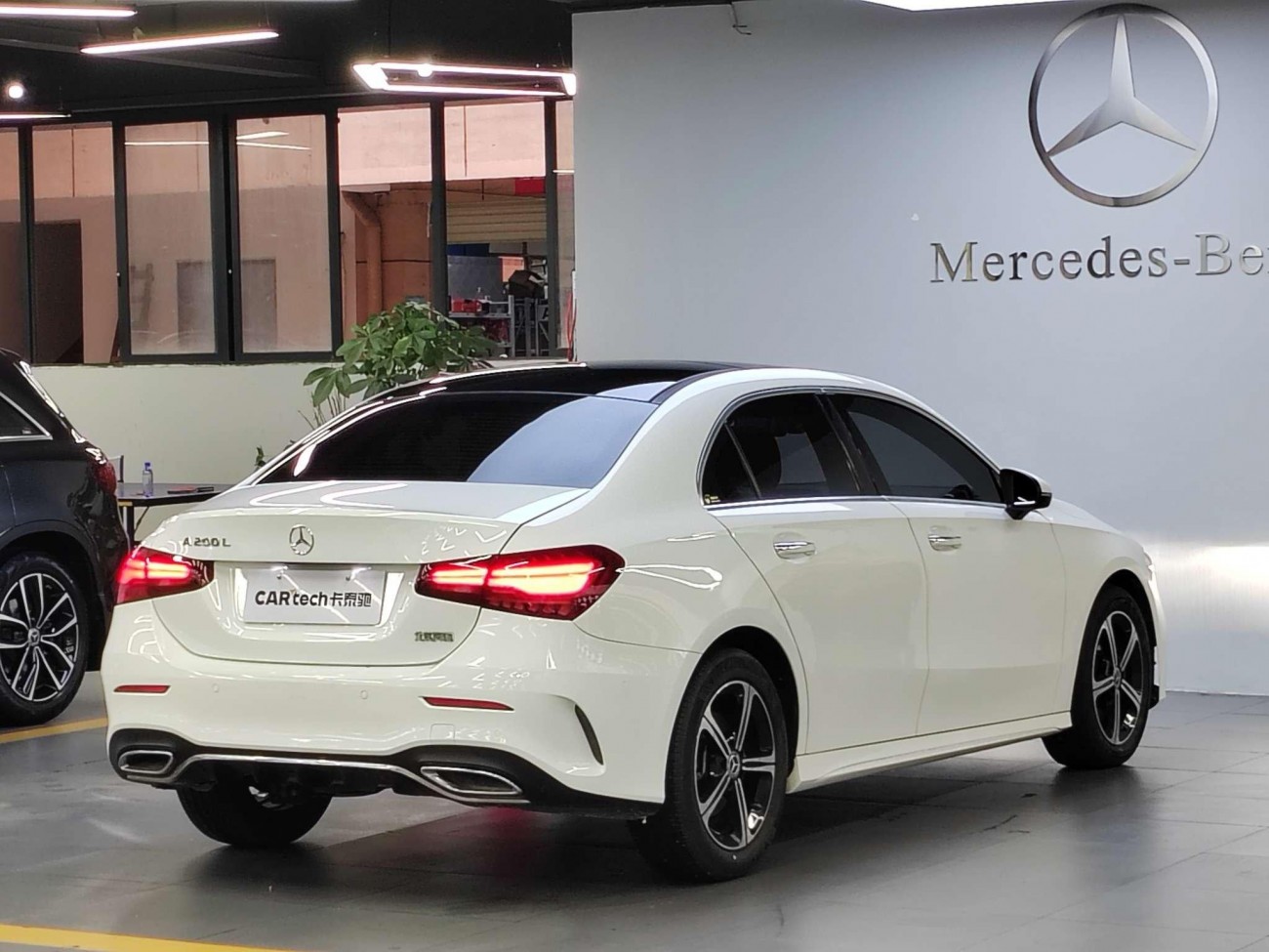 Mercedes-Benz A 200 L 2023