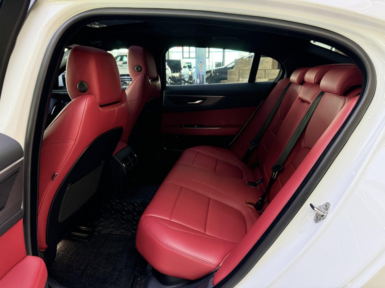 Jaguar XEL 2023