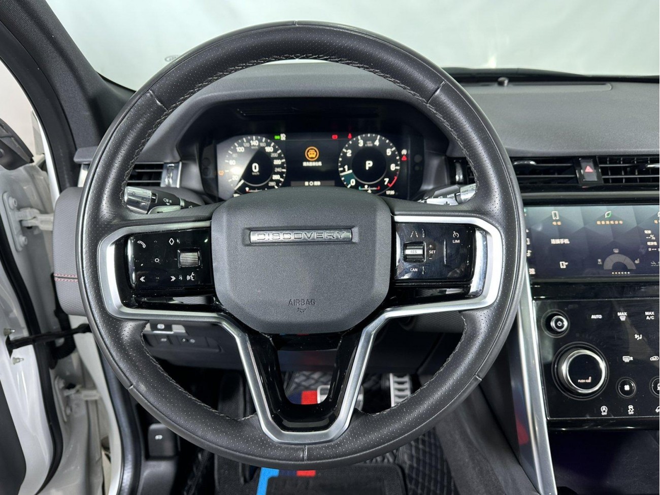 Land Rover Discovery Sport 2022