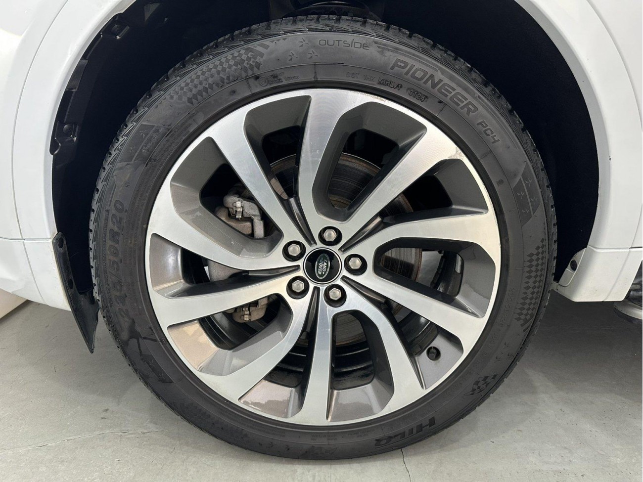 Land Rover Discovery Sport 2022
