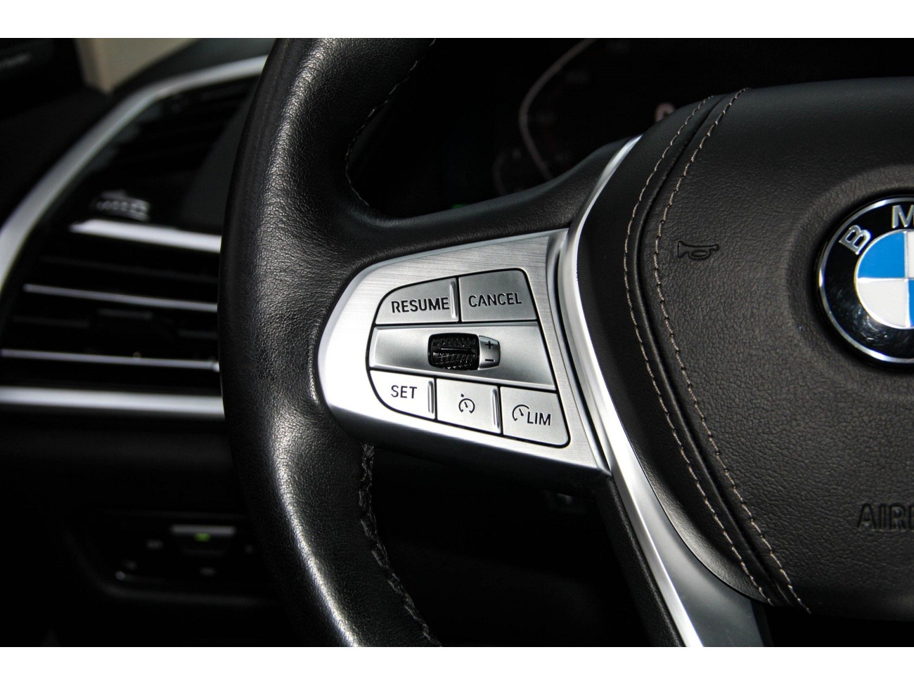 BMW X7 2022