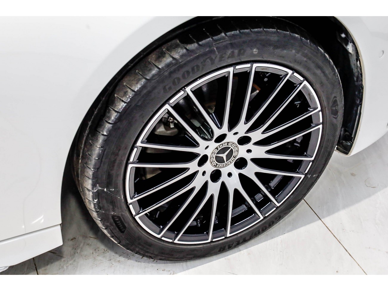 Mercedes-Benz C 260 L 2023