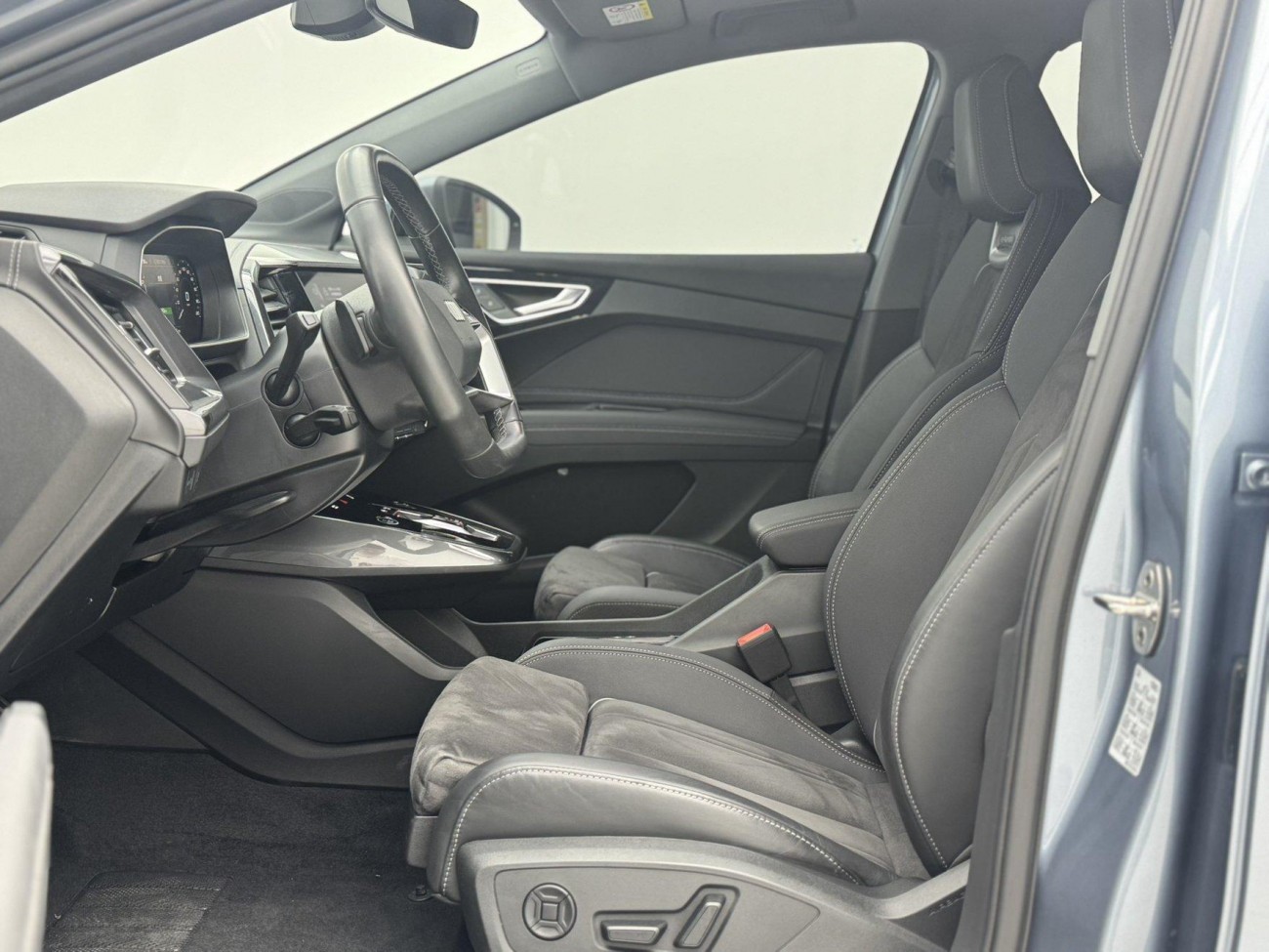 Audi Q4 e-tron 2023