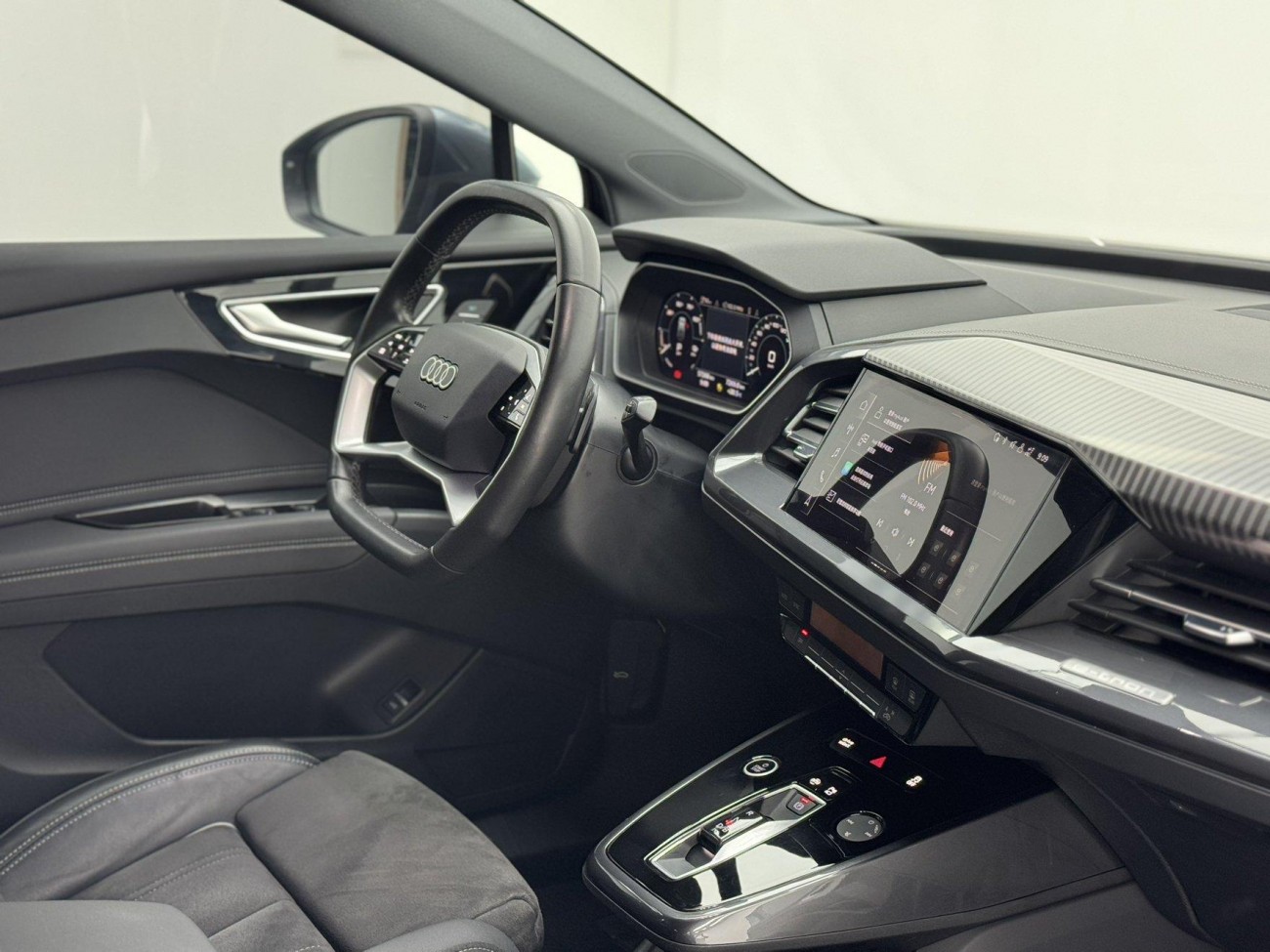 Audi Q4 e-tron 2023