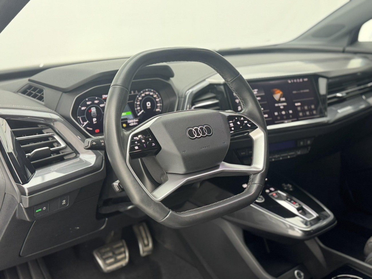 Audi Q4 e-tron 2023
