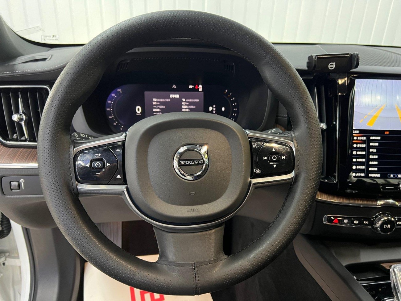 Volvo XC60 2022