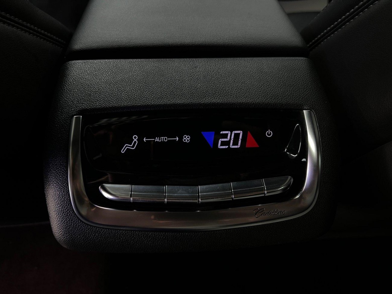 Cadillac XT6 2021