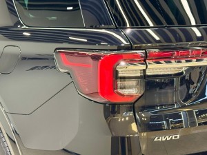 Ford Explorer 2025