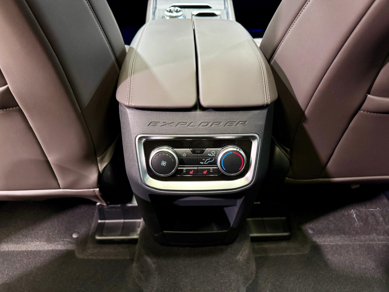 Ford Explorer 2025