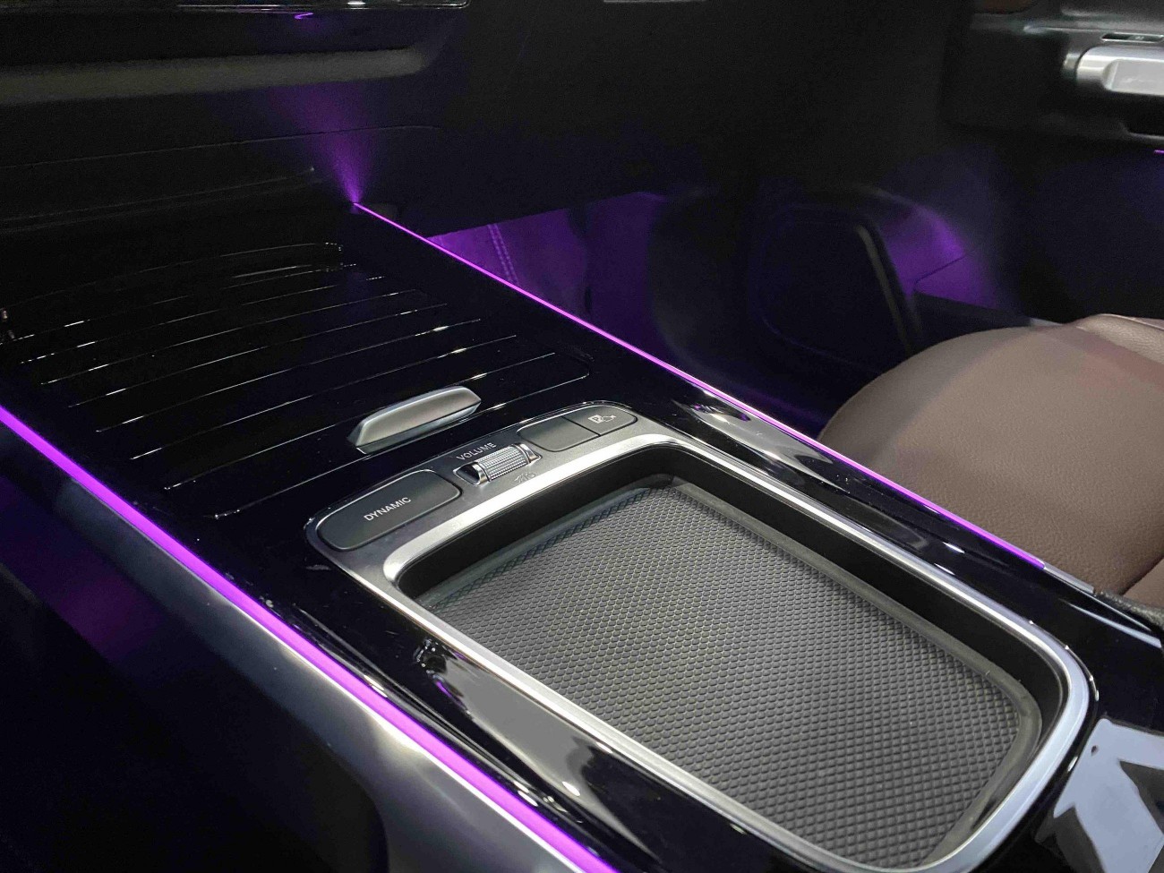 Mercedes-Benz GLB 2024