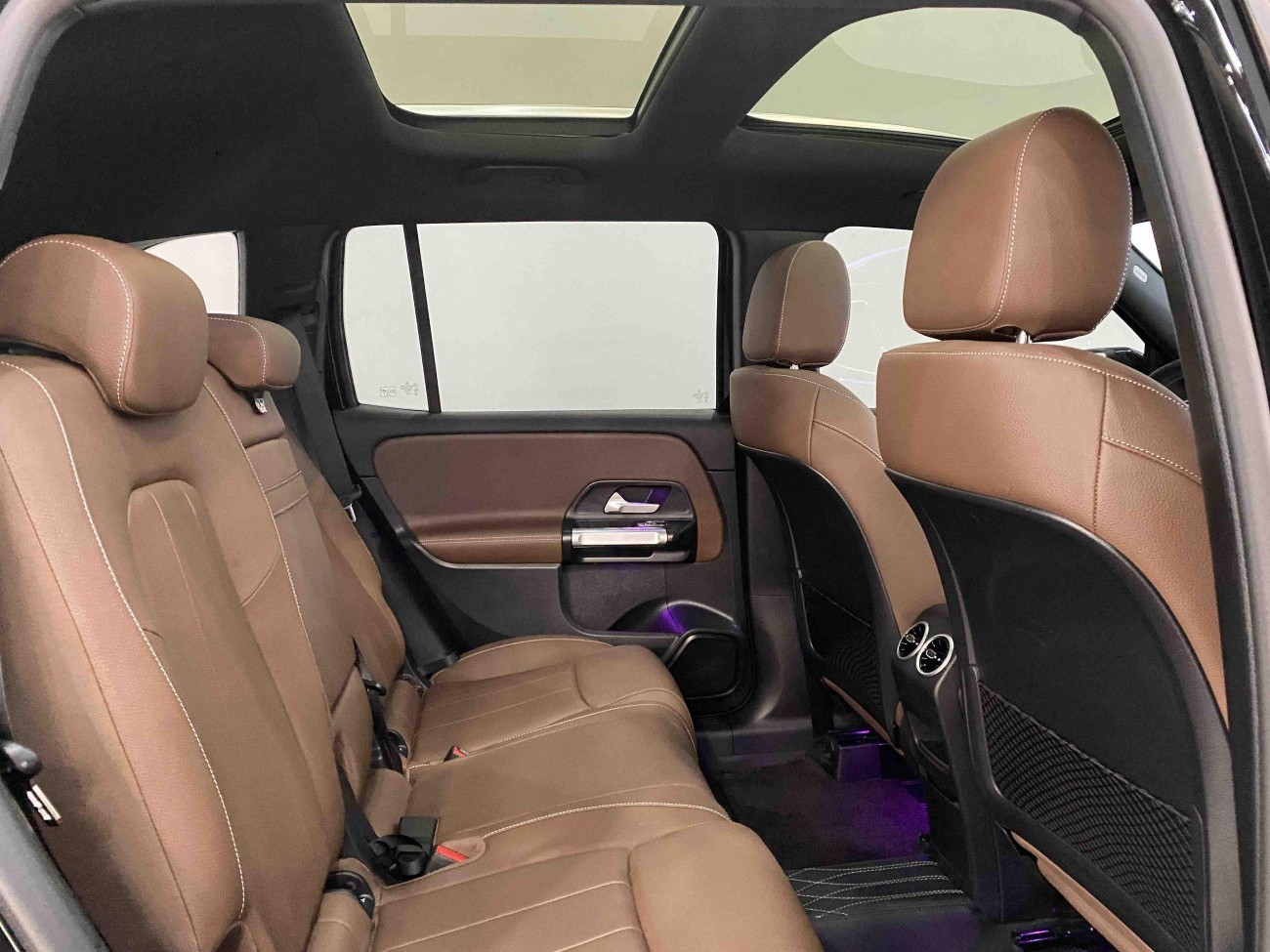 Mercedes-Benz GLB 2024