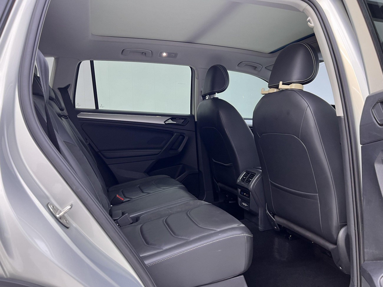 Volkswagen Tiguan L 2020