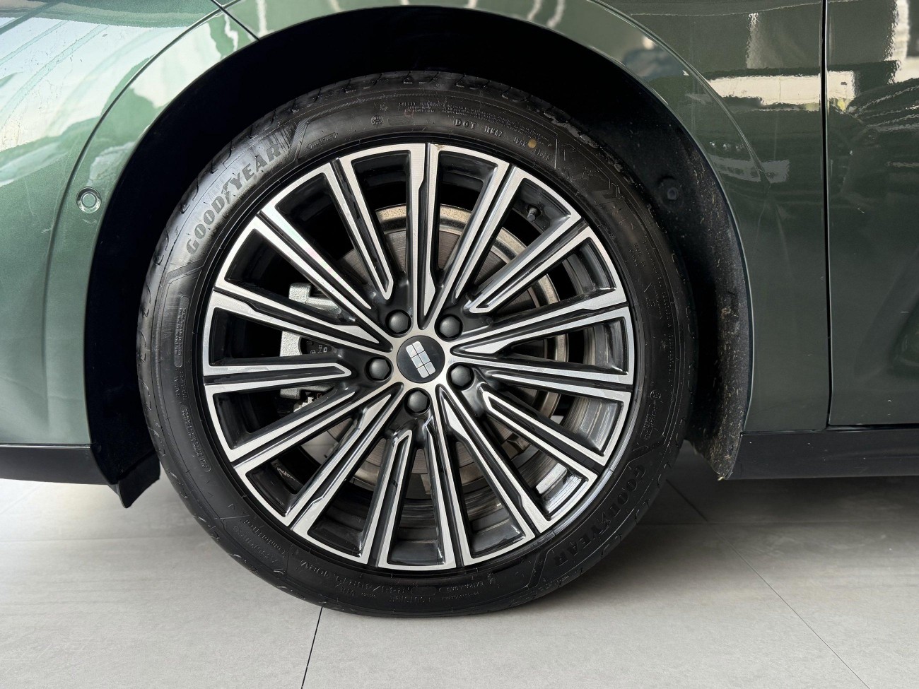 Geely Galaxy 8 2025