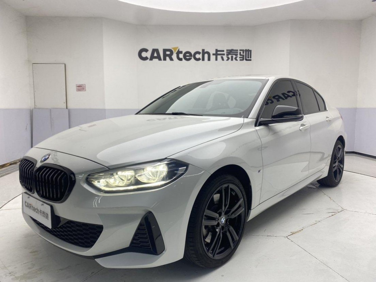 BMW 125i 2023