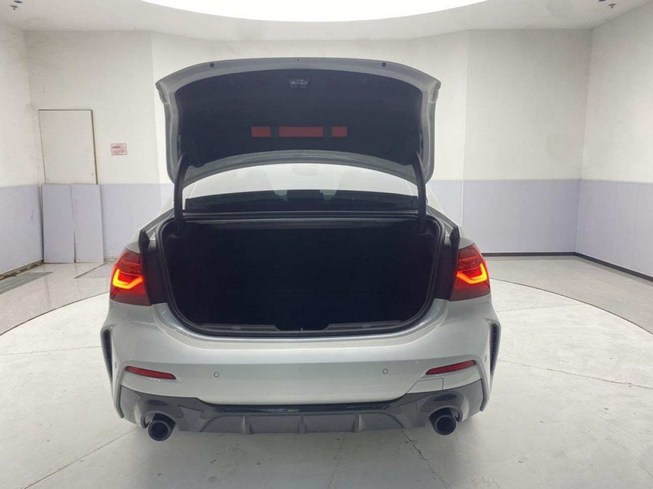 BMW 125i 2023
