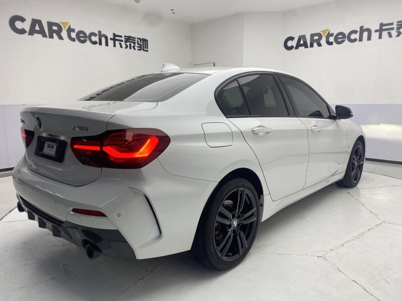 BMW 125i 2023