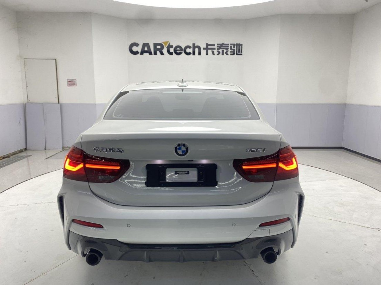 BMW 125i 2023