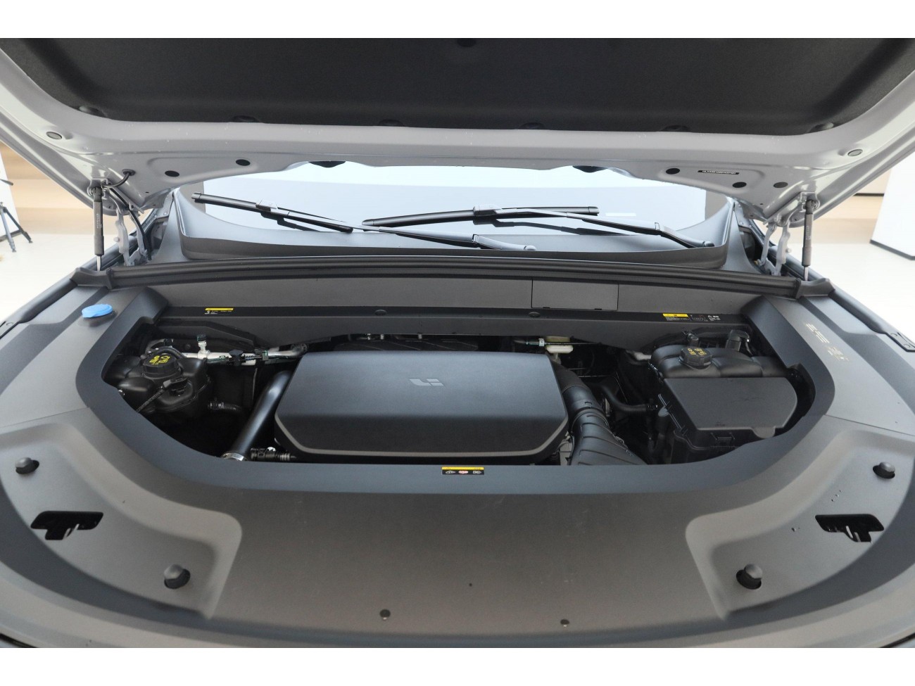 Li Auto L9 2025