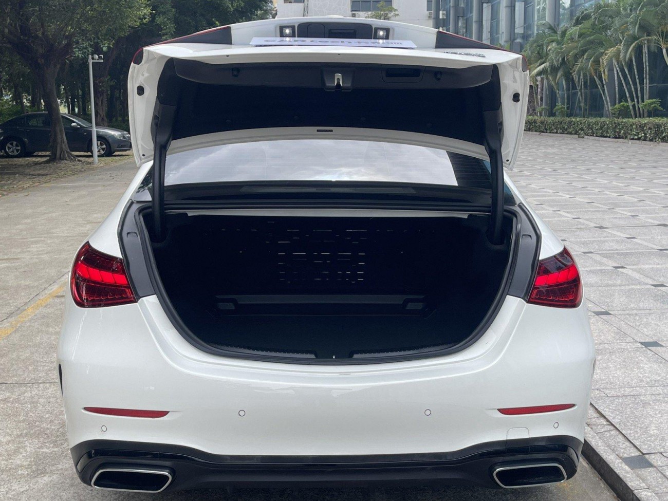 Mercedes-Benz C 260 L 2024
