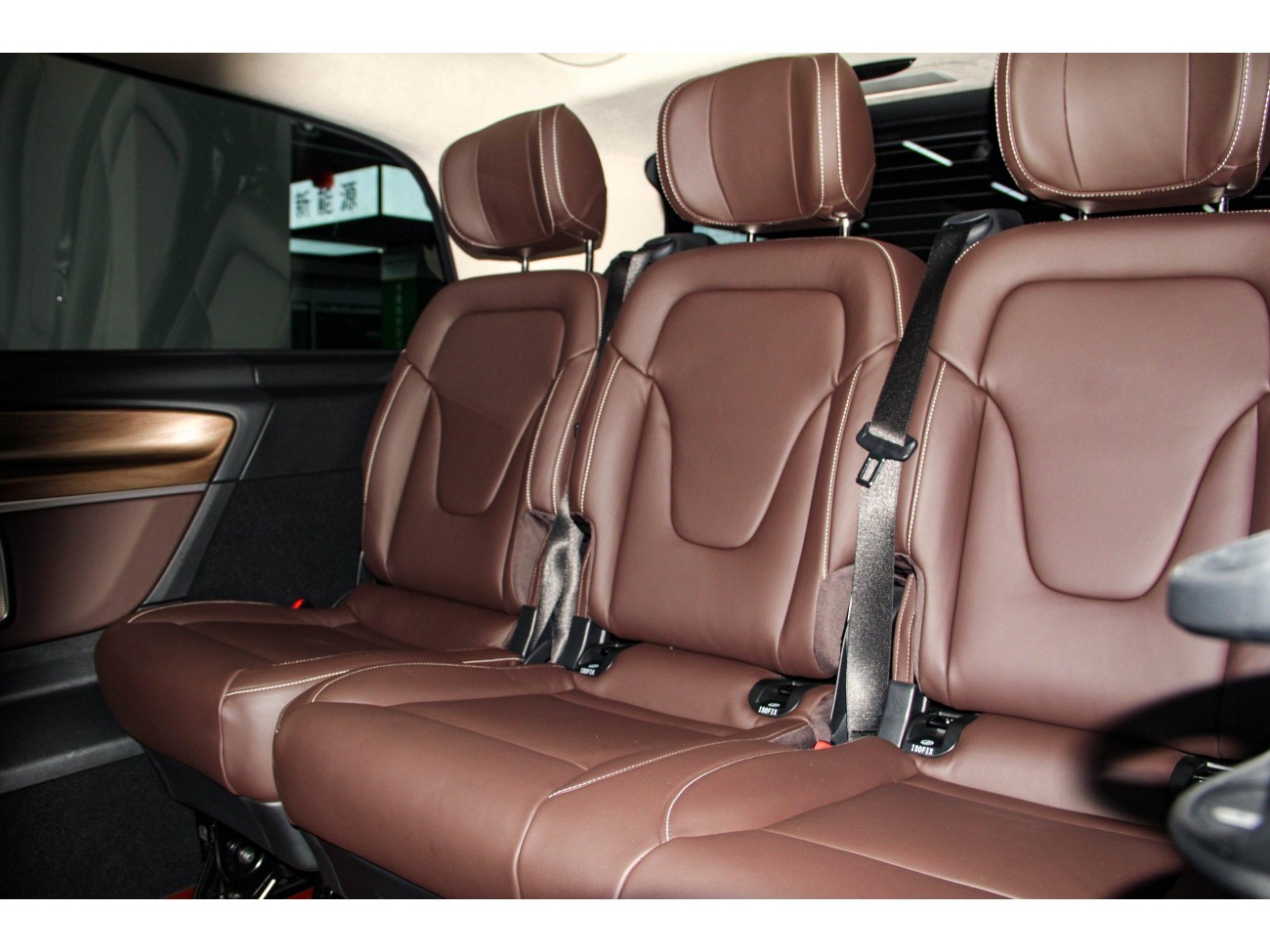 Mercedes-Benz V 2023