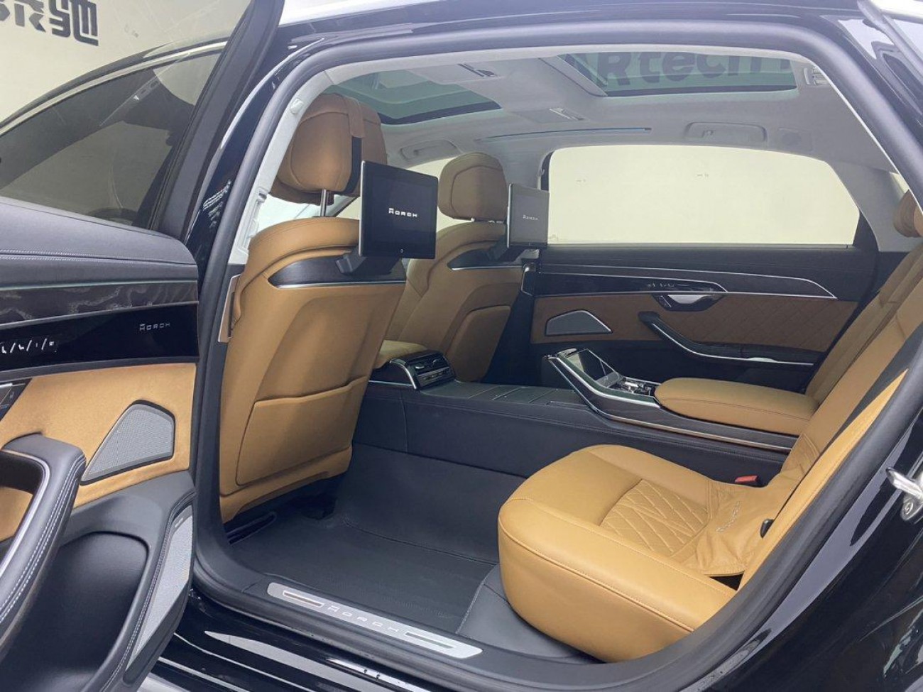 Audi A8L 2022