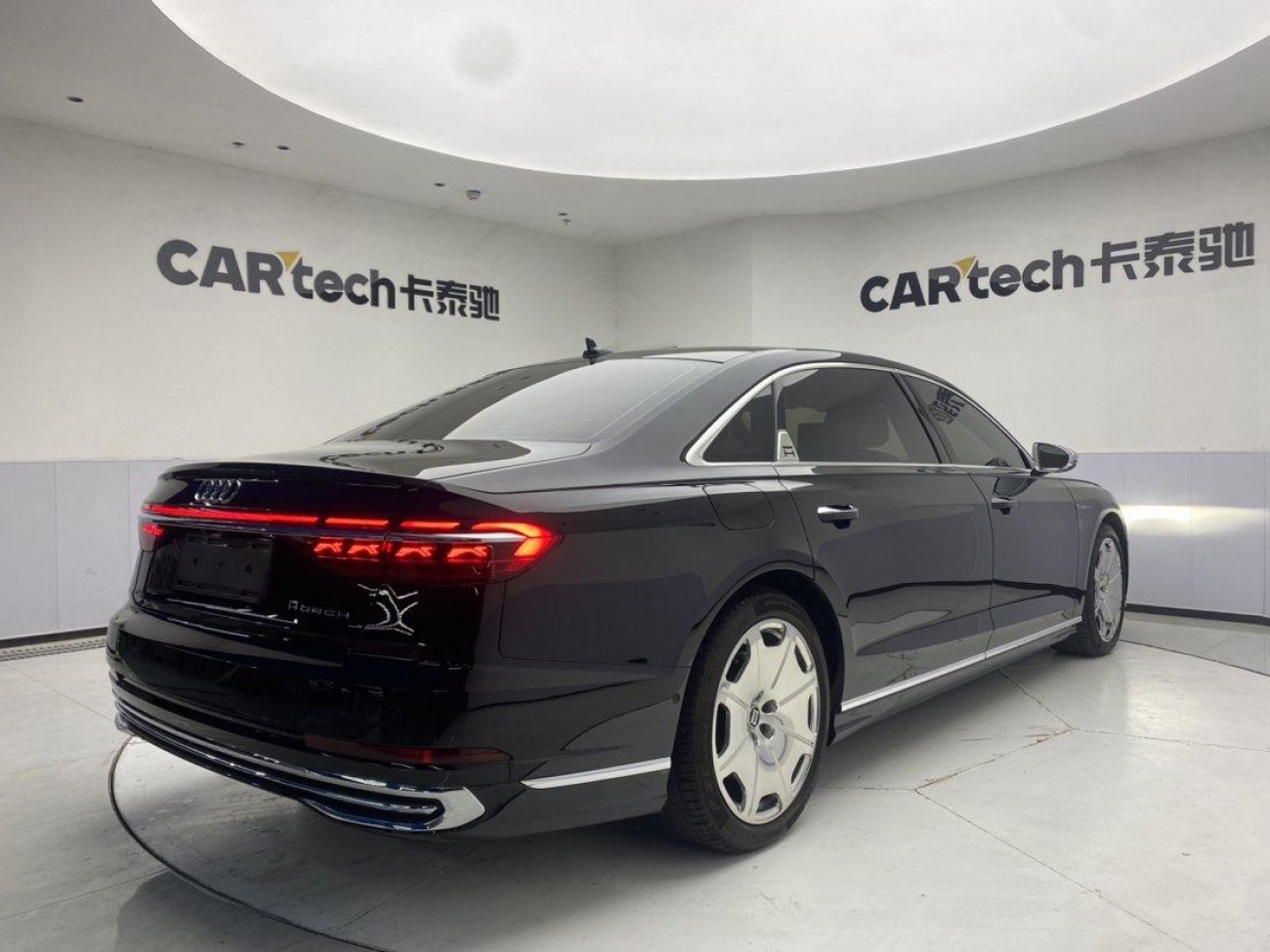 Audi A8L 2022