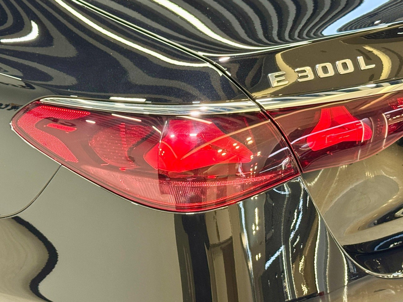Mercedes-Benz E 300 L 2024