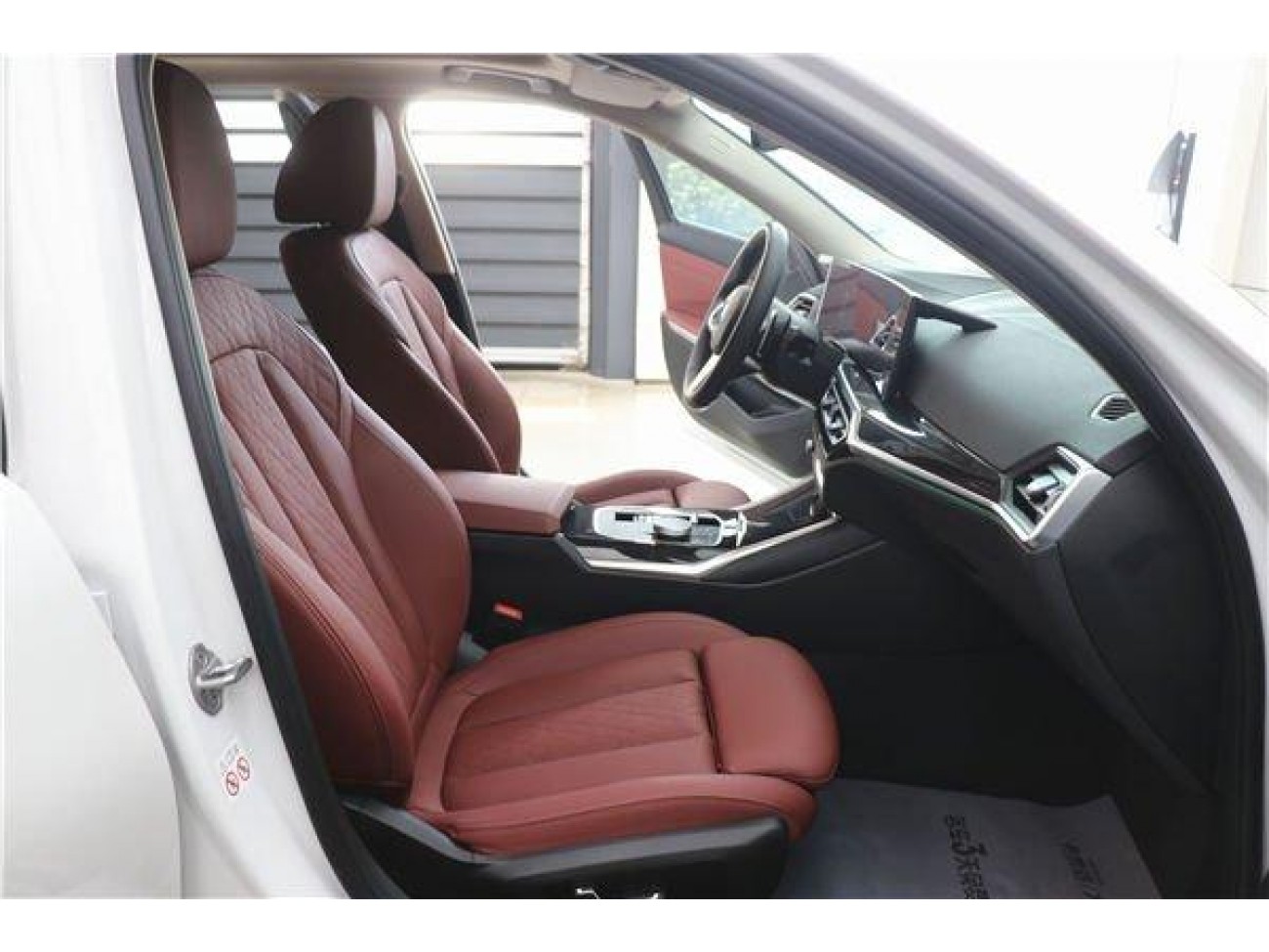 BMW 325Li 2024