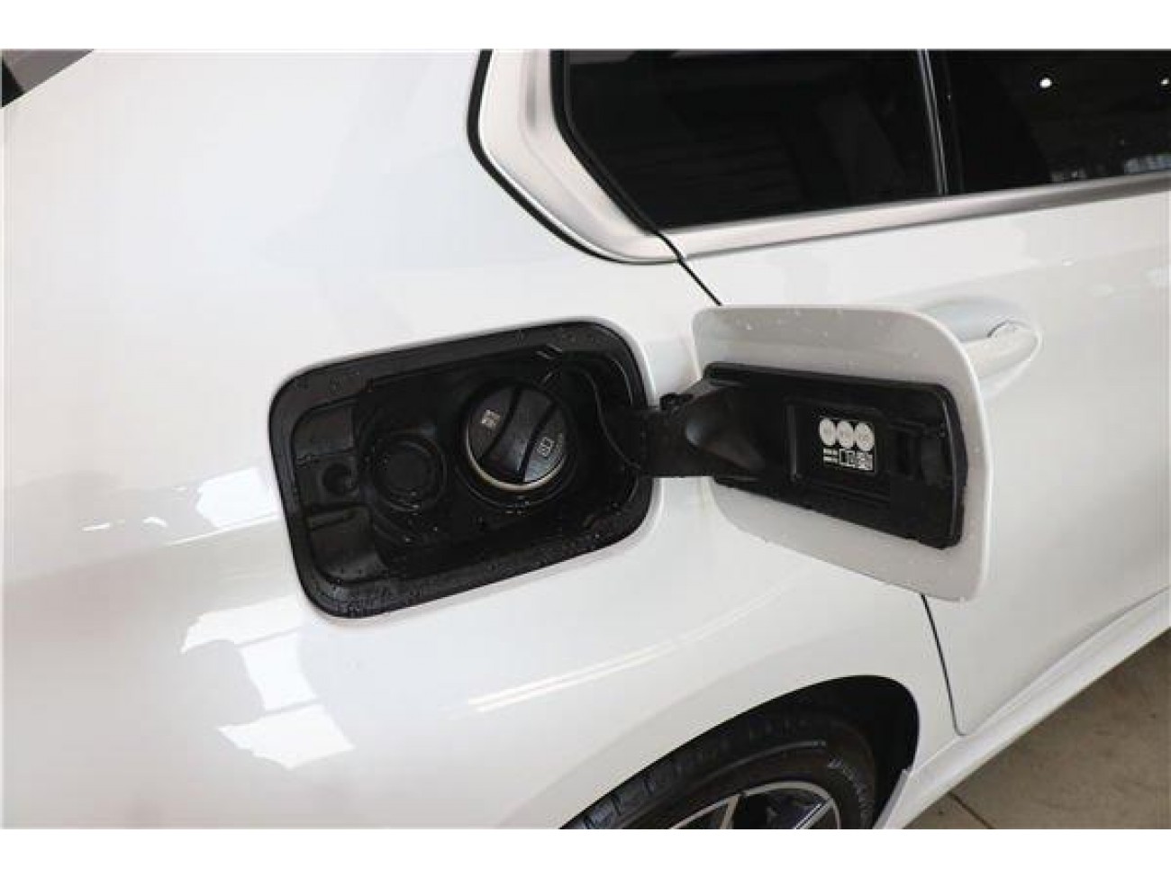 BMW 325Li 2024