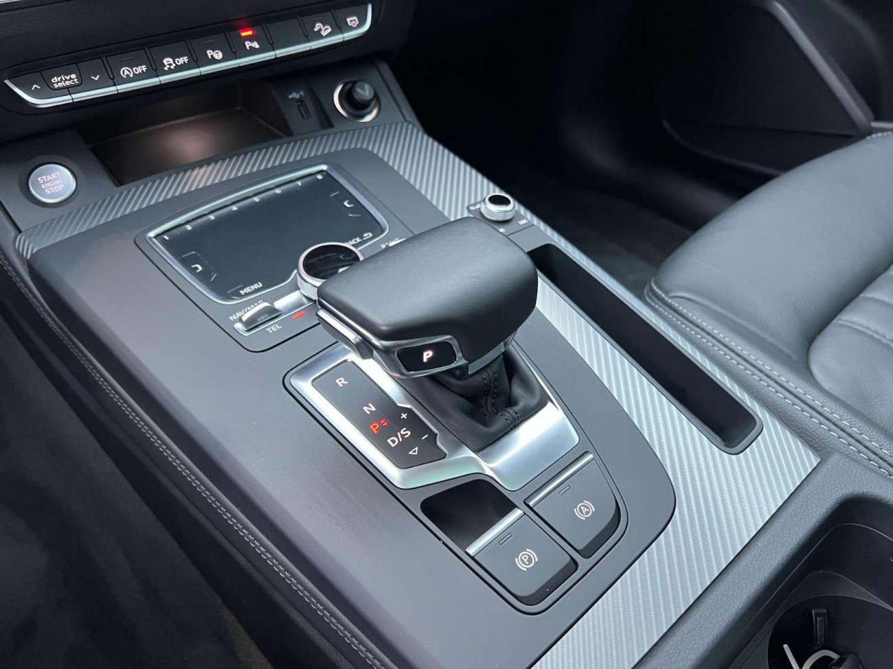 Audi Q5L 45 TFSI 2021
