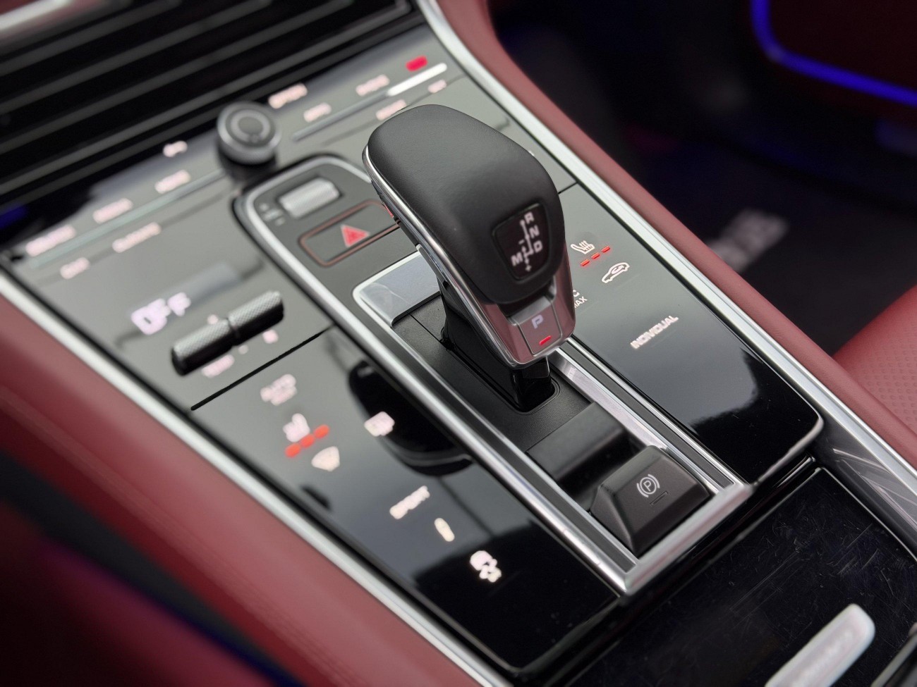 Porsche Panamera 2023