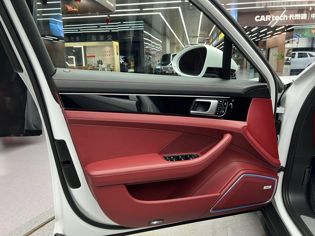 Porsche Panamera 2021