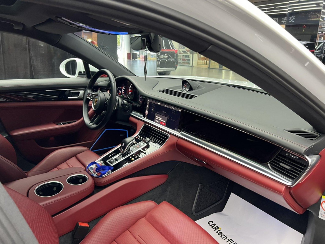 Porsche Panamera 2021