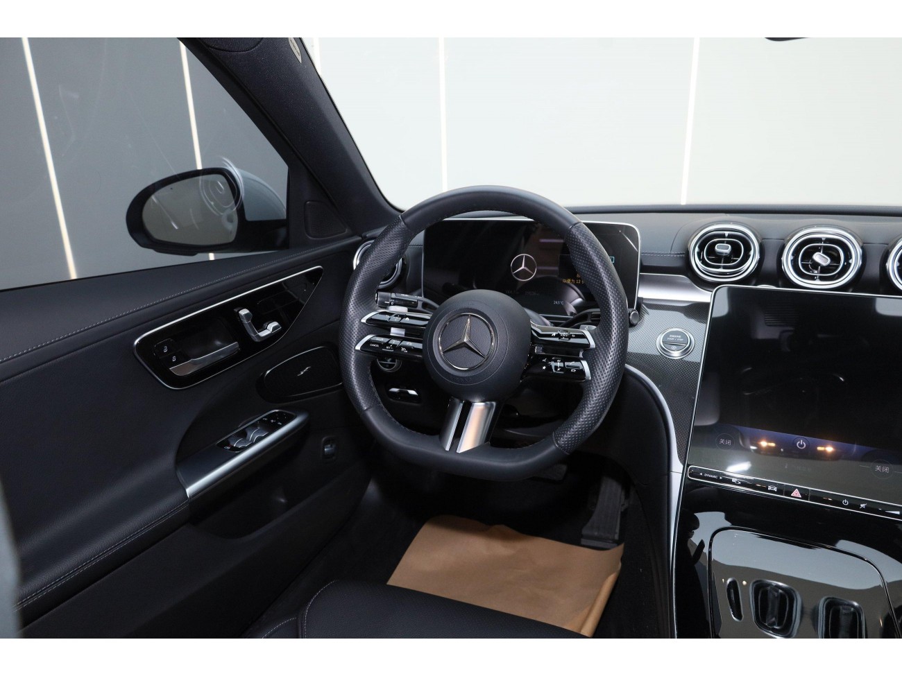 Mercedes-Benz C 260 L 2023