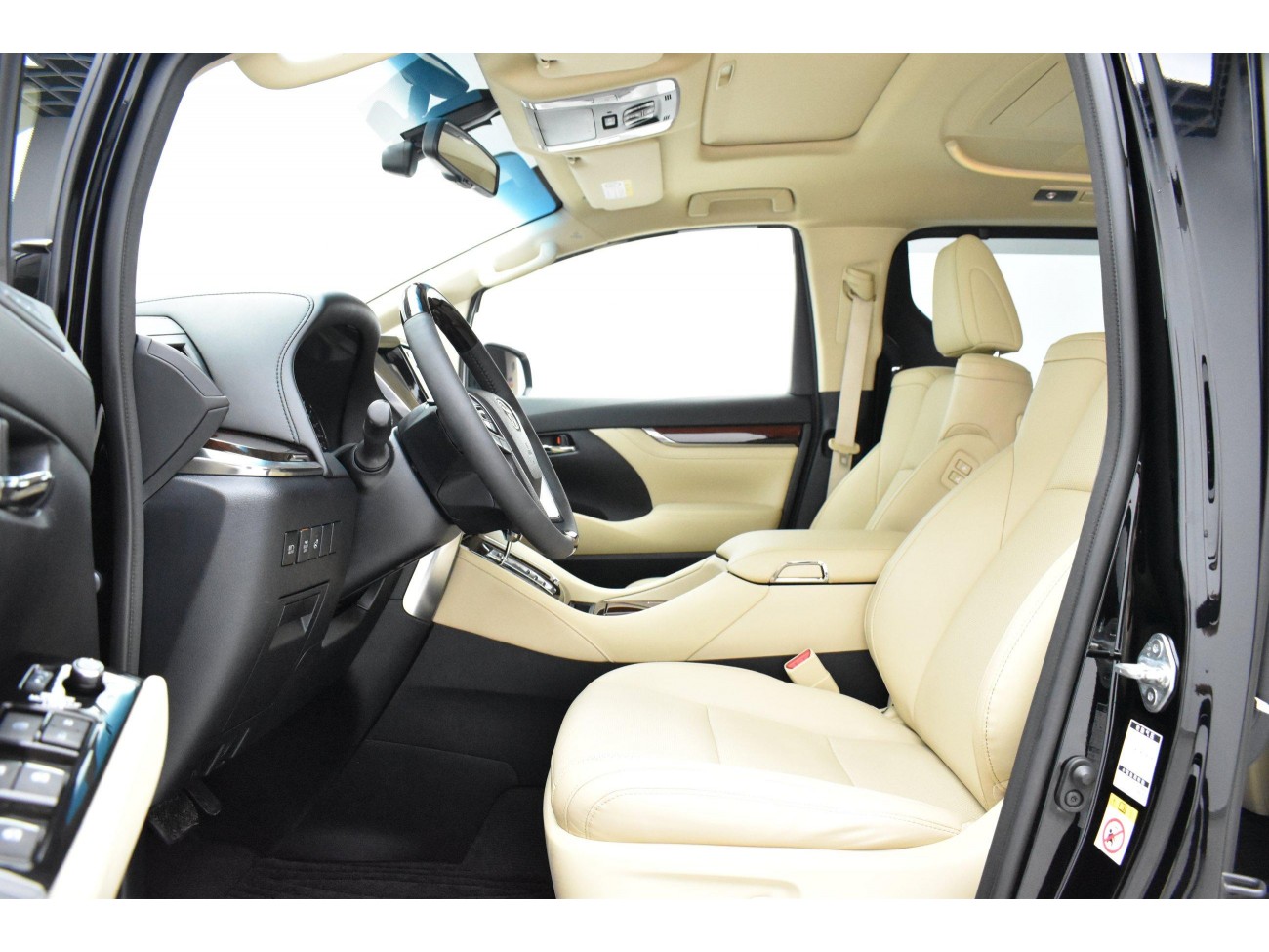 Toyota Alphard 2016