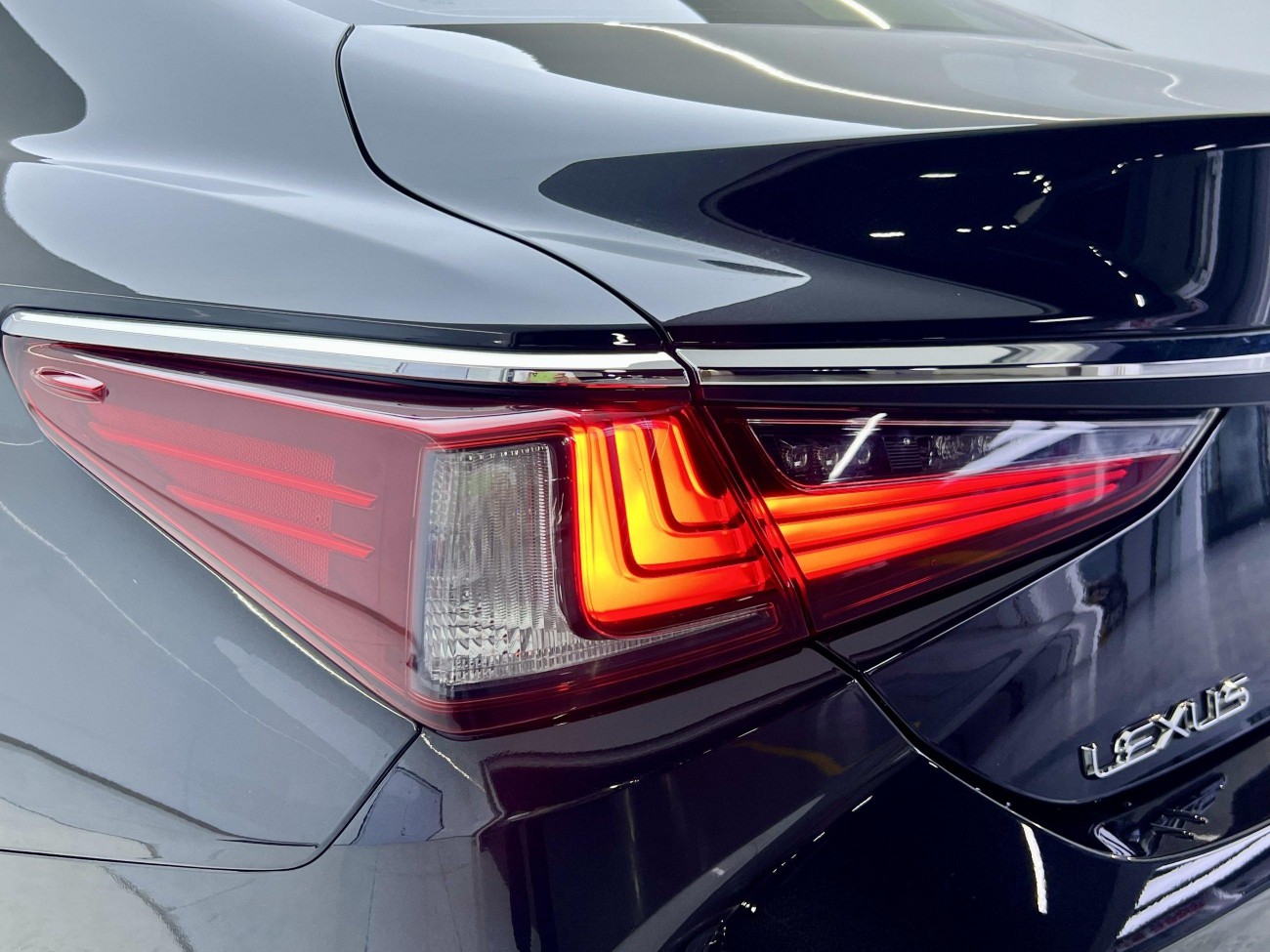 Lexus ES 200 2022