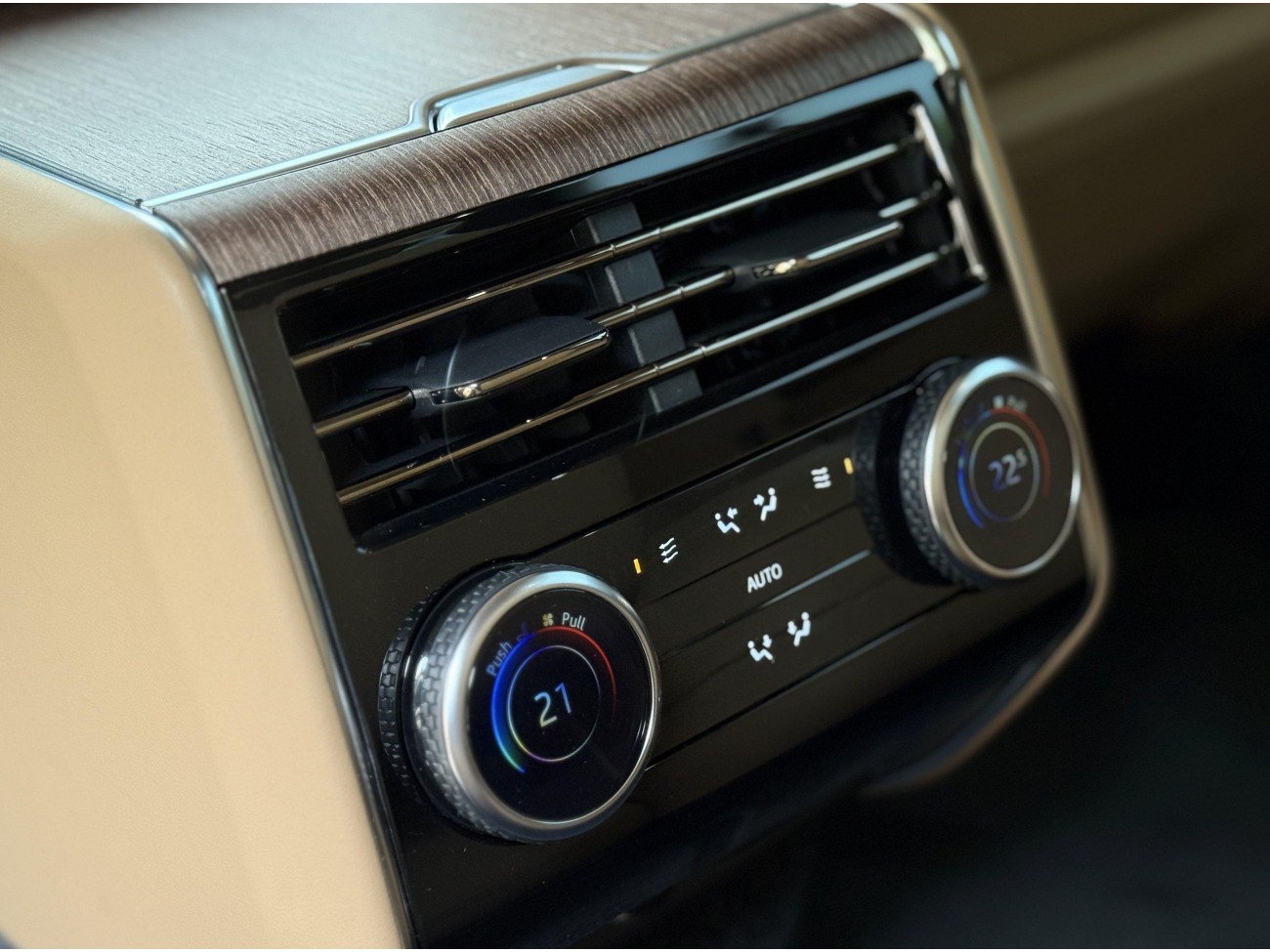 Land Rover Range Rover 2024