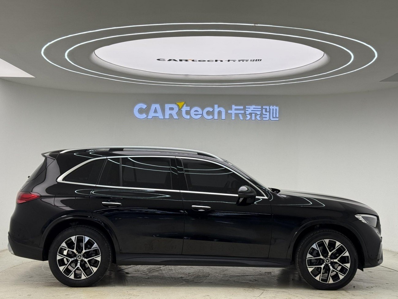 Mercedes-Benz GLC 260 L 2024