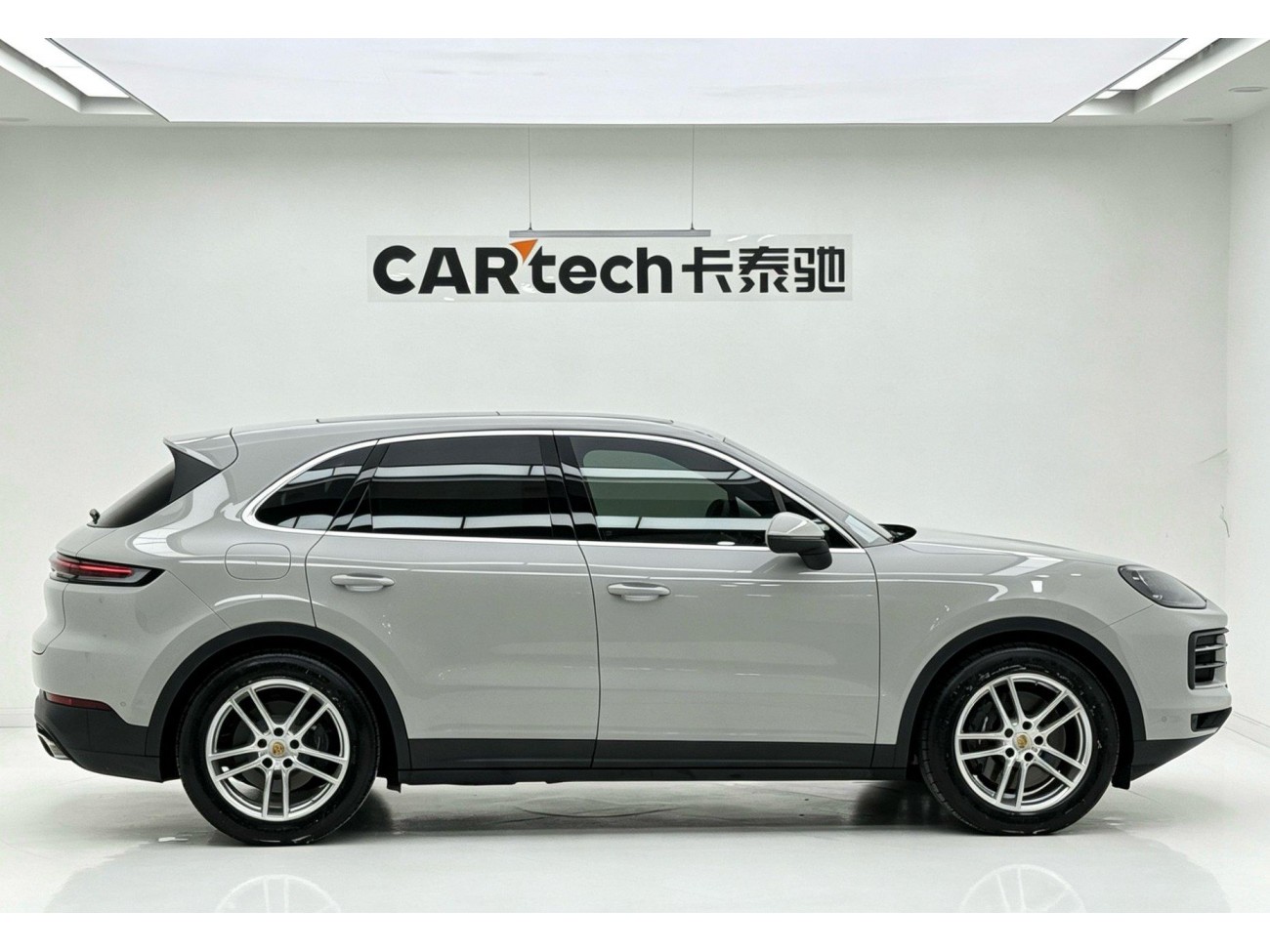 Porsche Cayenne 2025
