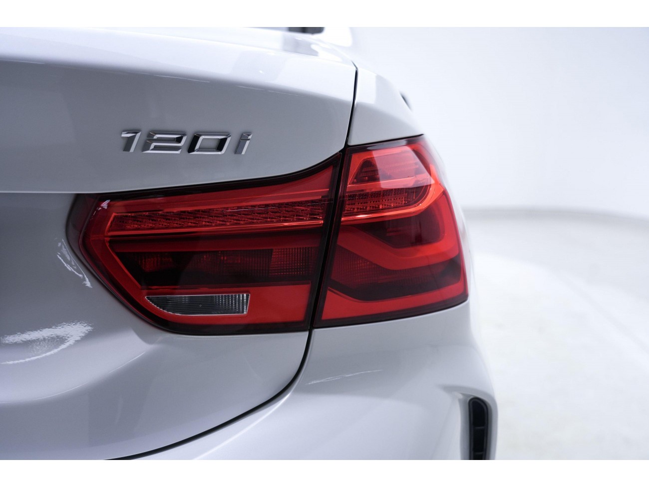 BMW 120i 2023