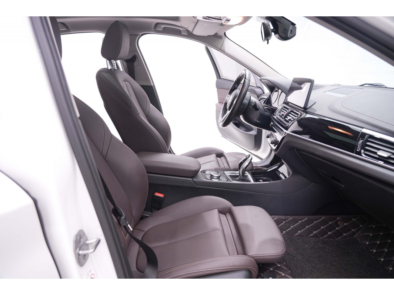 BMW 120i 2023