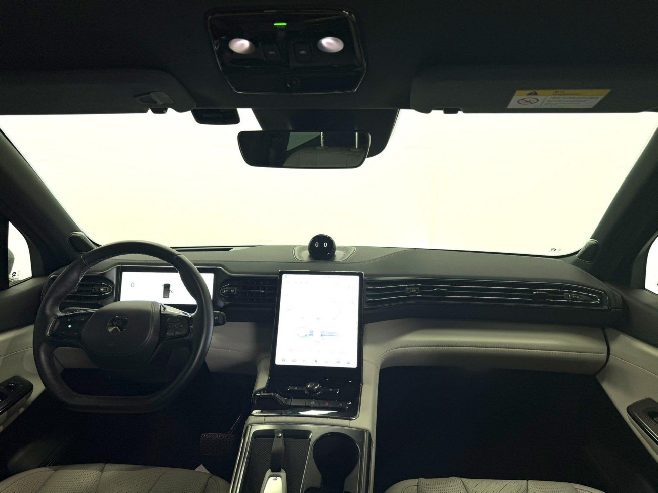 NIO ES8 2020