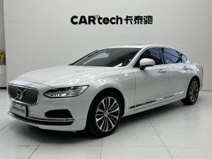 Volvo S90 2023