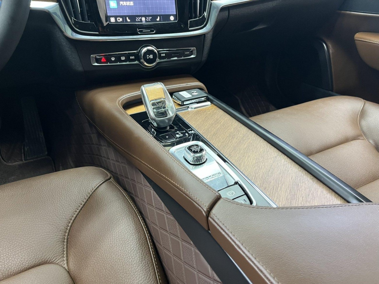 Volvo S90 2023
