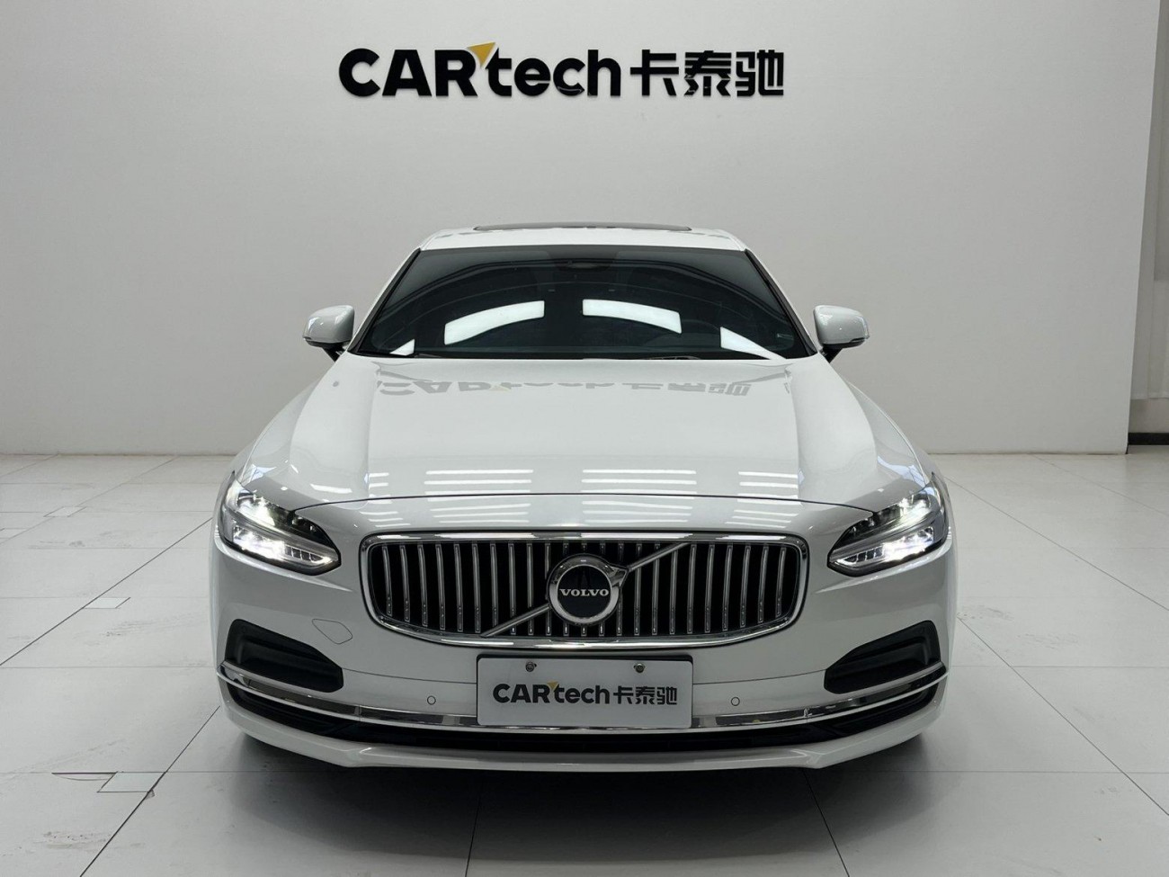 Volvo S90 2023