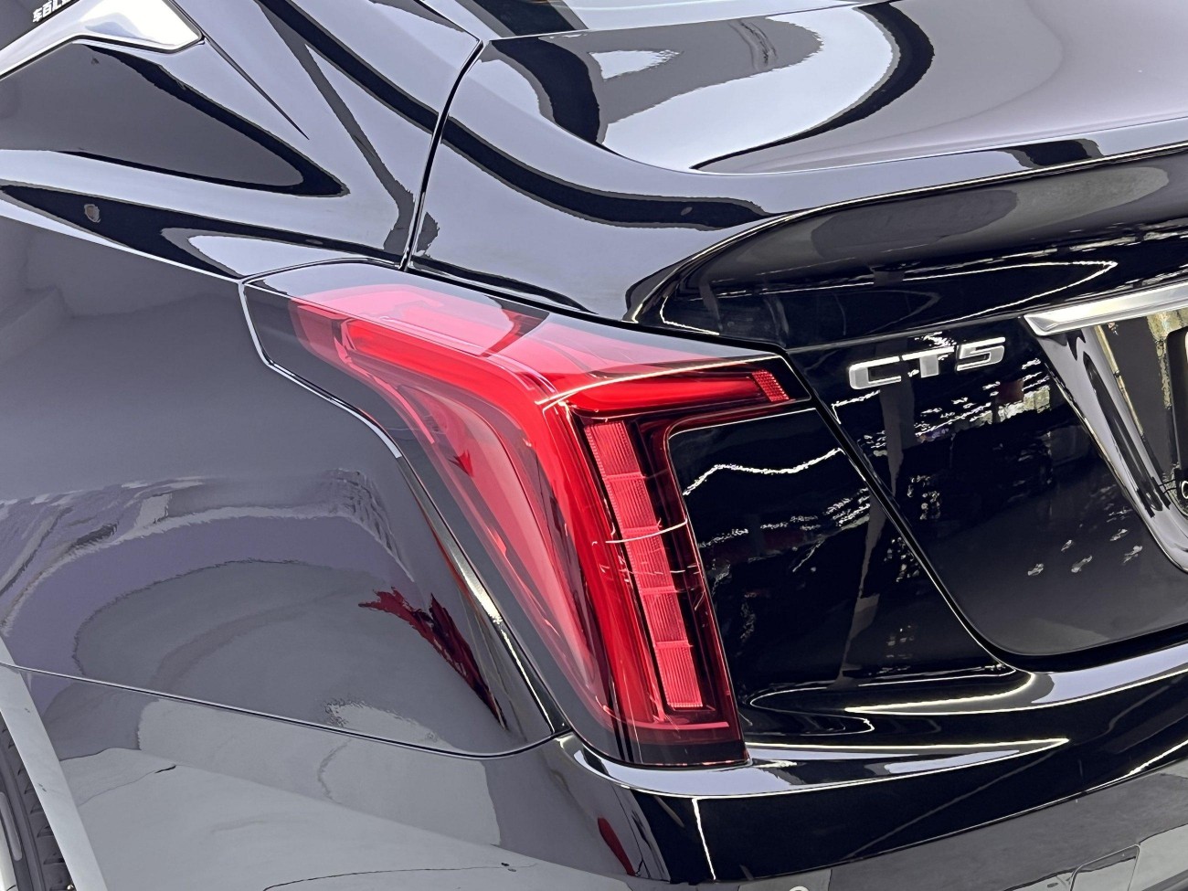 Cadillac CT5 2024