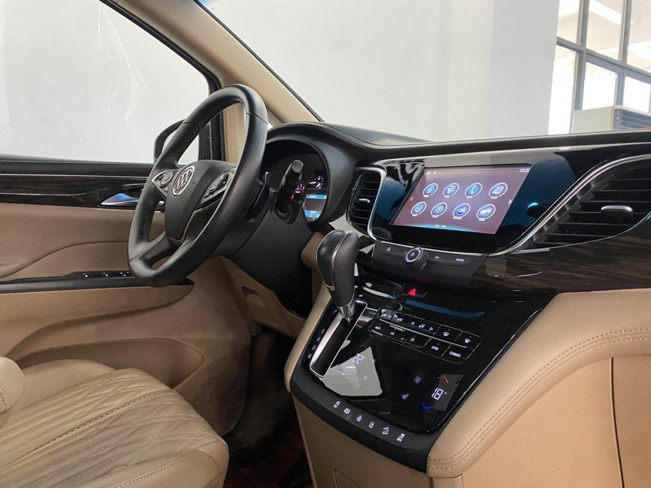 Buick GL8 2020