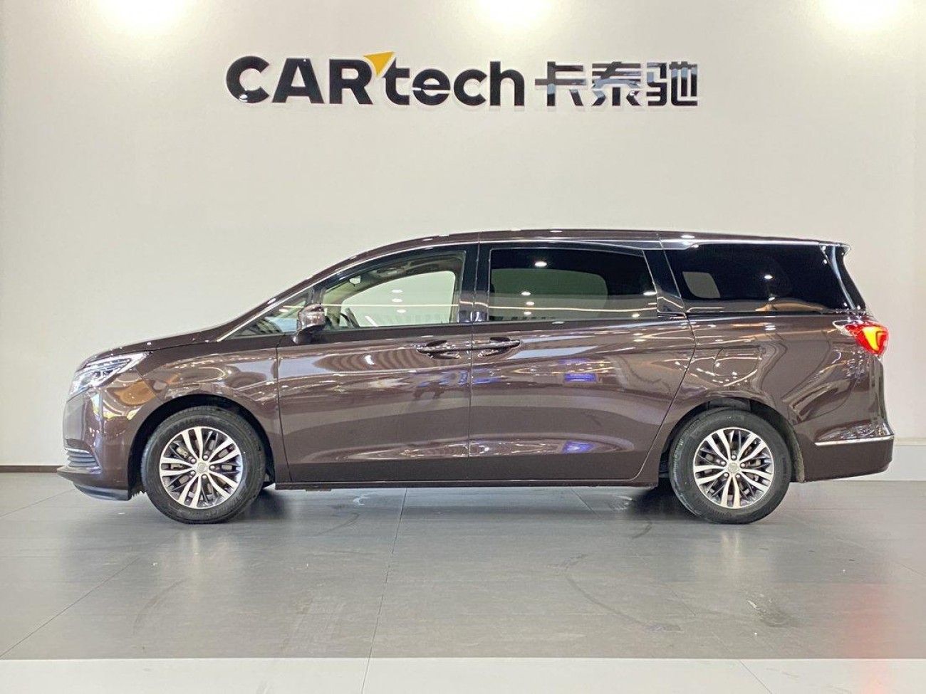 Buick GL8 2020