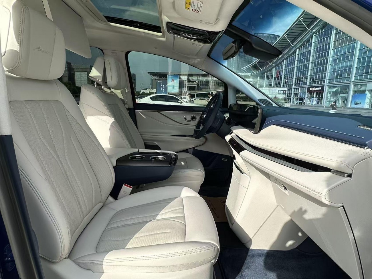 Buick GL8 2024