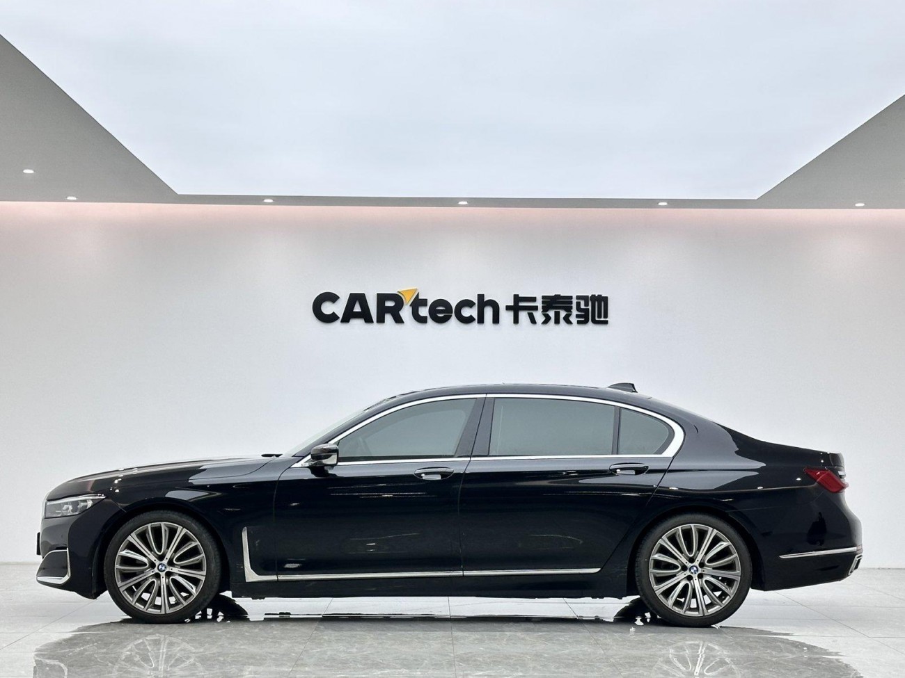 BMW 740Li 2021